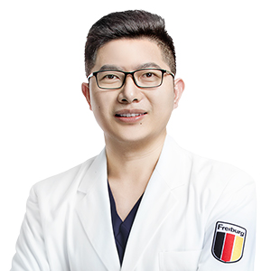 茀莱堡口腔严晓东医生