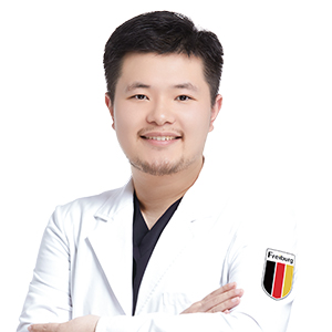 茀莱堡口腔潘浩然医生