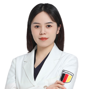 茀莱堡口腔邓梅医生